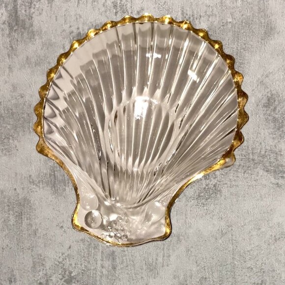 🌷2/35🌷Vntg Seashell Crystal Glass Trinket Dish 18k Gold Rim with Fruits Grapes - Picture 2 of 16